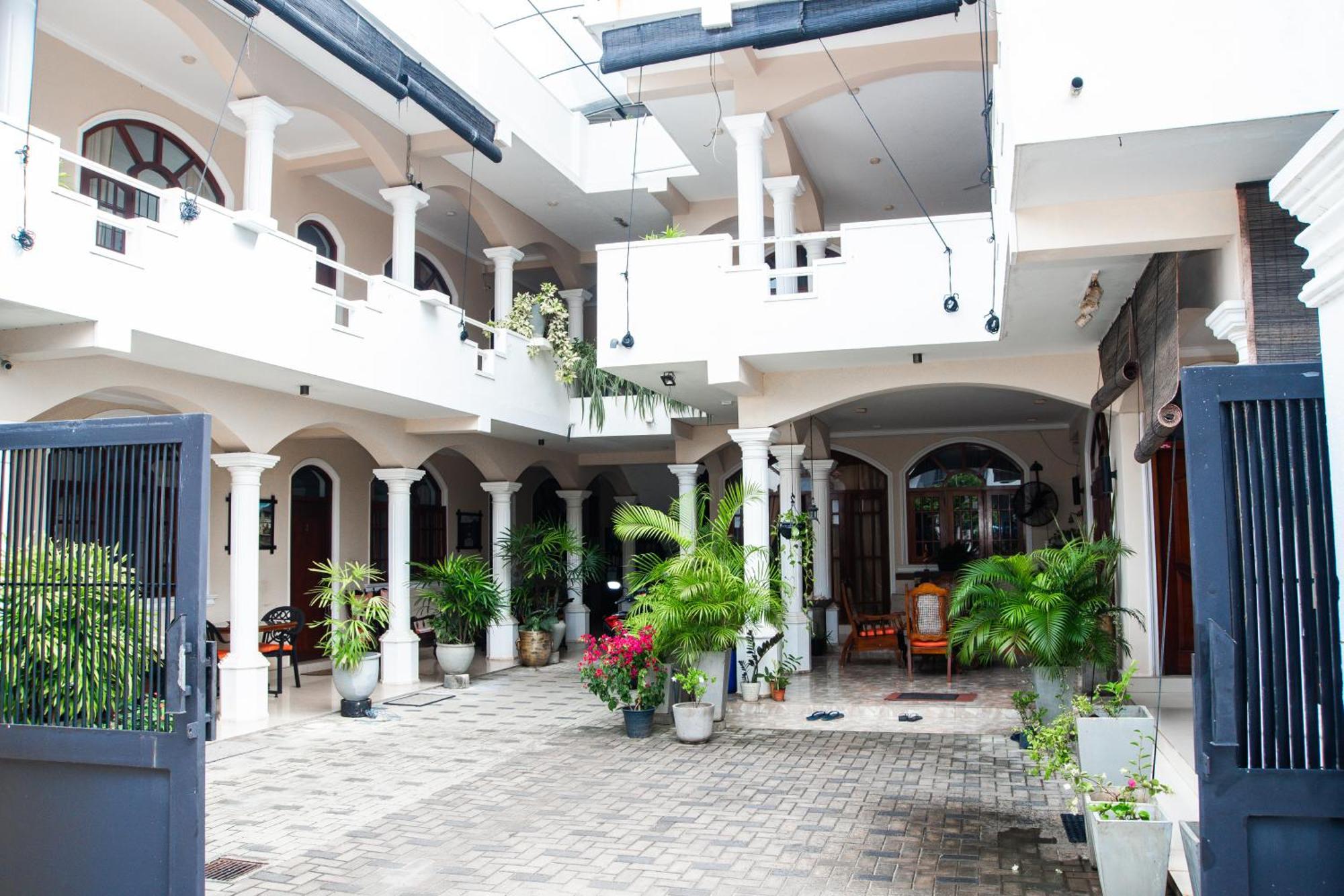 Angel Inn Guest House Νεγκόμπο Εξωτερικό φωτογραφία
