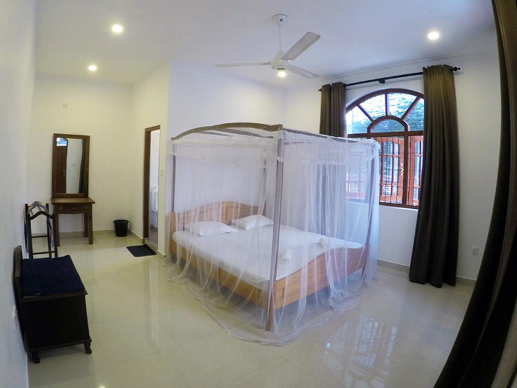 Angel Inn Guest House Νεγκόμπο Δωμάτιο φωτογραφία