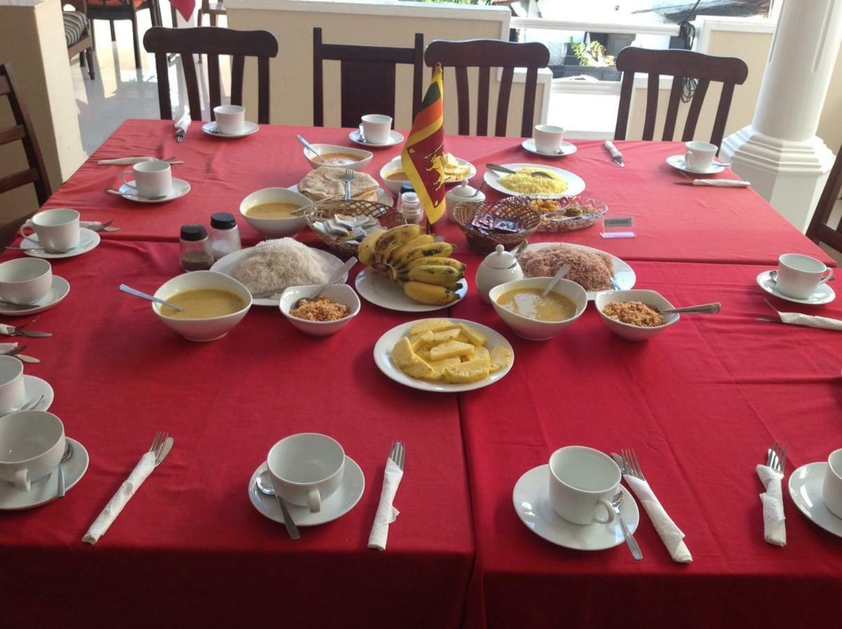 Angel Inn Guest House Νεγκόμπο Εξωτερικό φωτογραφία