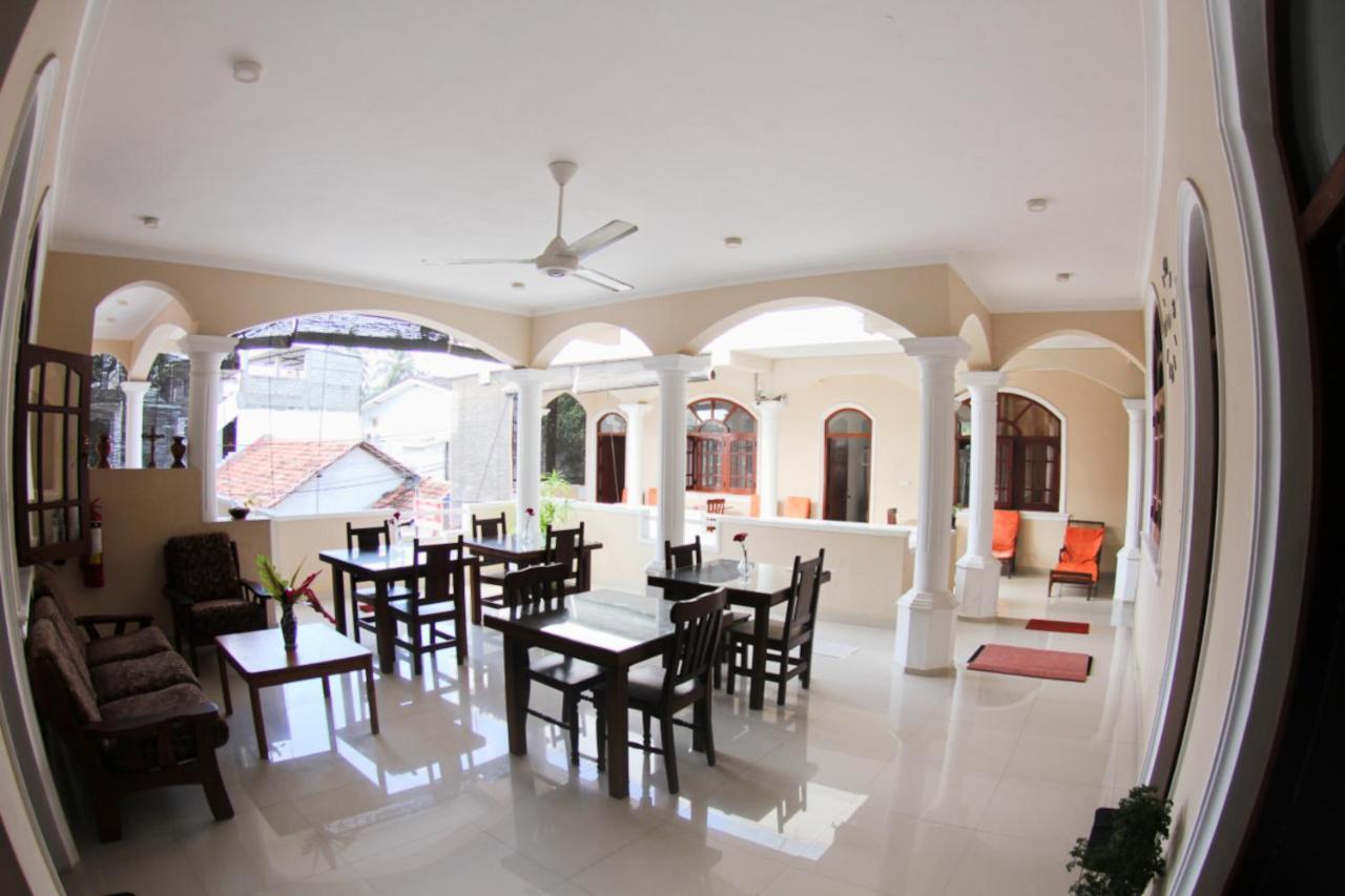 Angel Inn Guest House Νεγκόμπο Εξωτερικό φωτογραφία