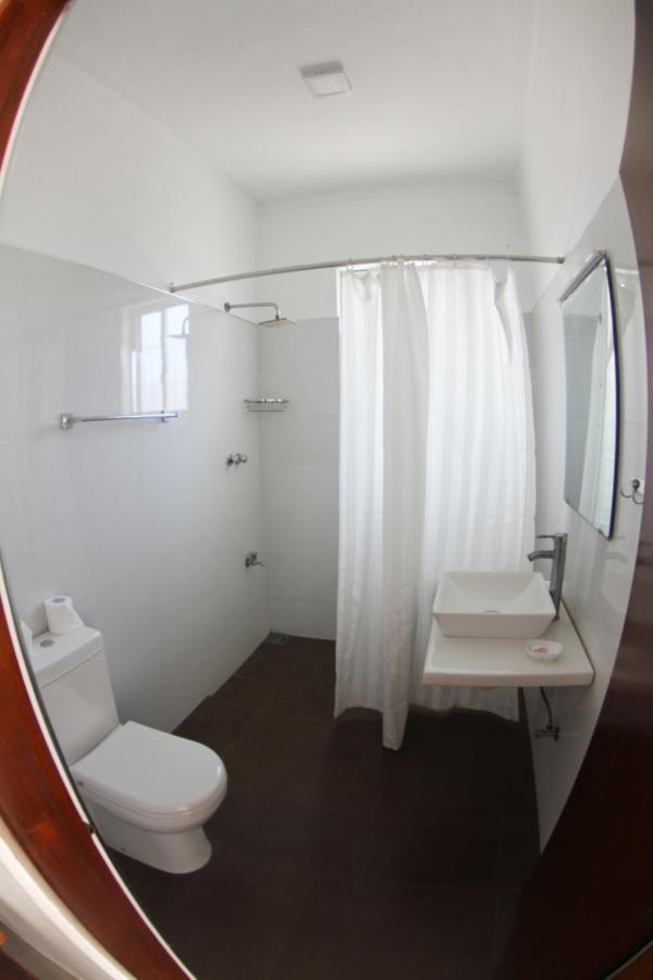 Angel Inn Guest House Νεγκόμπο Εξωτερικό φωτογραφία